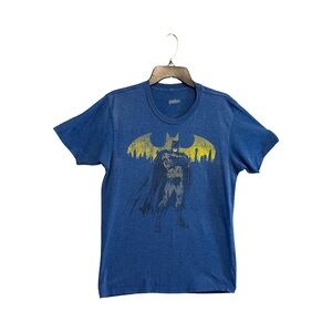 Blue Batman Graphic T-Shirt pre-owned